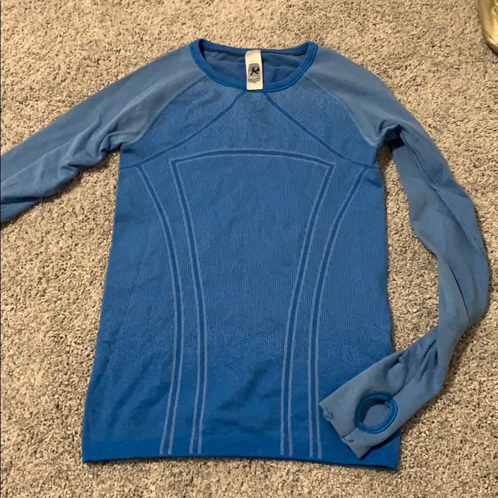 Blue ivivva athletic long sleeve shirt
